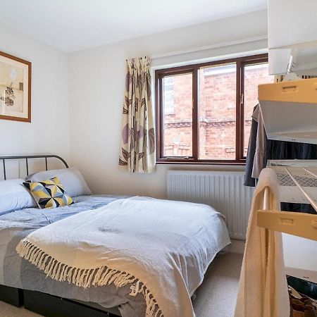 Pass The Keys Stunning 3 Bedroom Apt Leafy South Belfast With Lots Nearby Zewnętrze zdjęcie