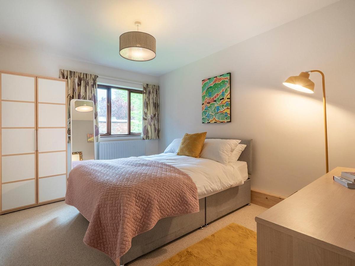 Pass The Keys Stunning 3 Bedroom Apt Leafy South Belfast With Lots Nearby Zewnętrze zdjęcie