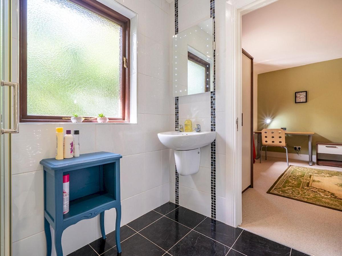 Pass The Keys Stunning 3 Bedroom Apt Leafy South Belfast With Lots Nearby Zewnętrze zdjęcie
