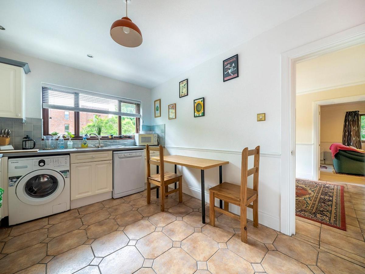 Pass The Keys Stunning 3 Bedroom Apt Leafy South Belfast With Lots Nearby Zewnętrze zdjęcie